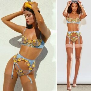 NWT Fleur Du Mal Garter Belt Banana Embroidery Lingerie Fruit Novelty Print Sz 1